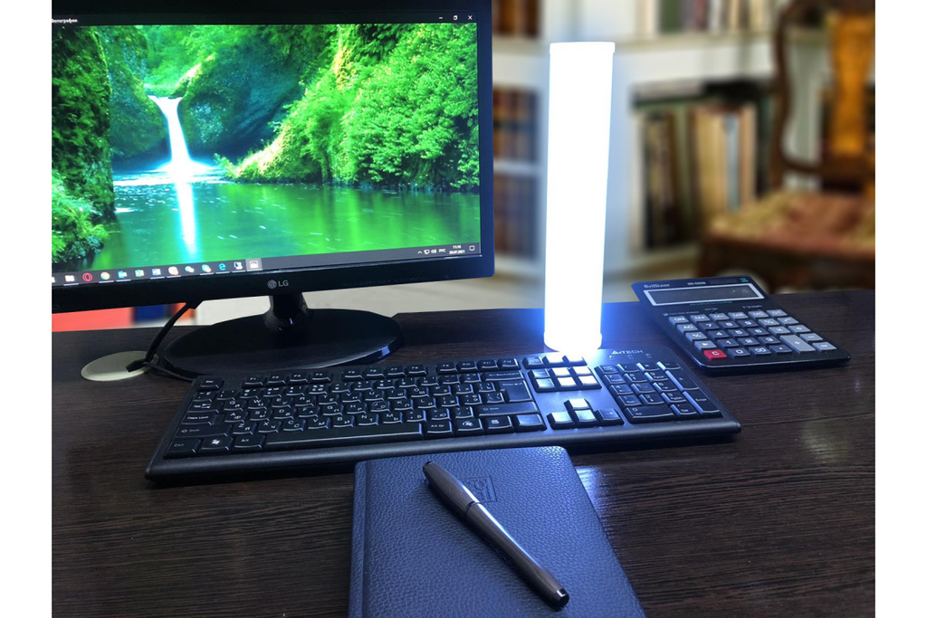 Setting Up a Desk Light for Reading, Drawing and Screen Work